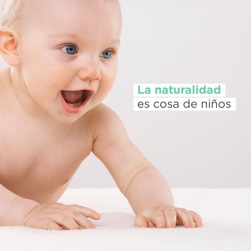 Loción Isdin Baby Naturals para bebé