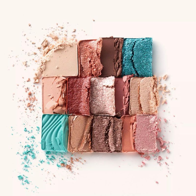 Sombra-Catrice-Coral-Slim-Eyesh.-Pal.-030