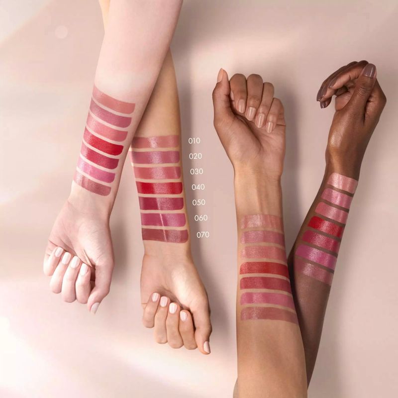 Labial-Catrice-Shine-Bomb-Lip-Lacquer-010