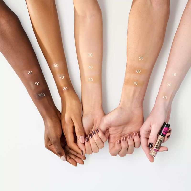 Corrector-Essence-I-Love-Flawless-Skin-Concealer-20