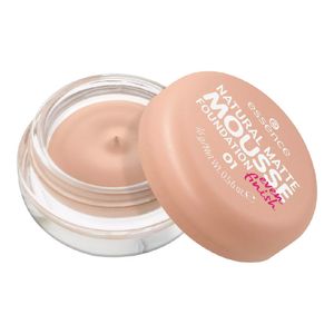 Base Natural Essence Matte Mousse Found. 01