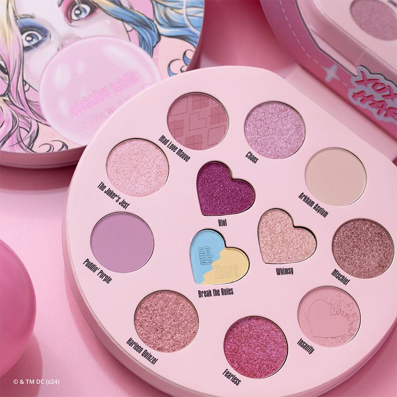 Sombra-Essence-Harley-Quinn-Eyeshadow-Palette-01