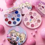 Sombra-Essence-Harley-Quinn-Eyeshadow-Palette-01