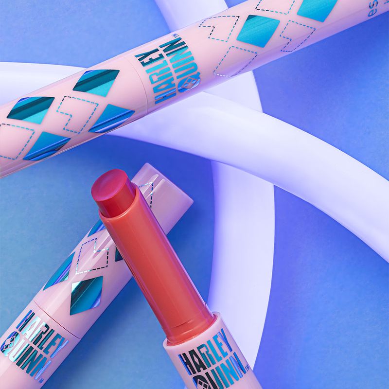 Labial-Essence-Harley-Quinn-Jelly-Lip-Stick-02