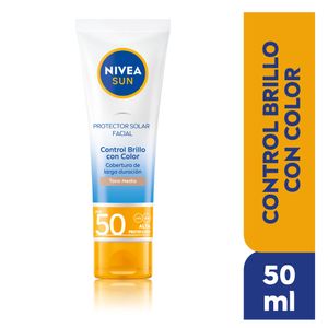 Bloqueador Facial NIVEA Sun Control Brillo Tono Medio FPS50 50ml
