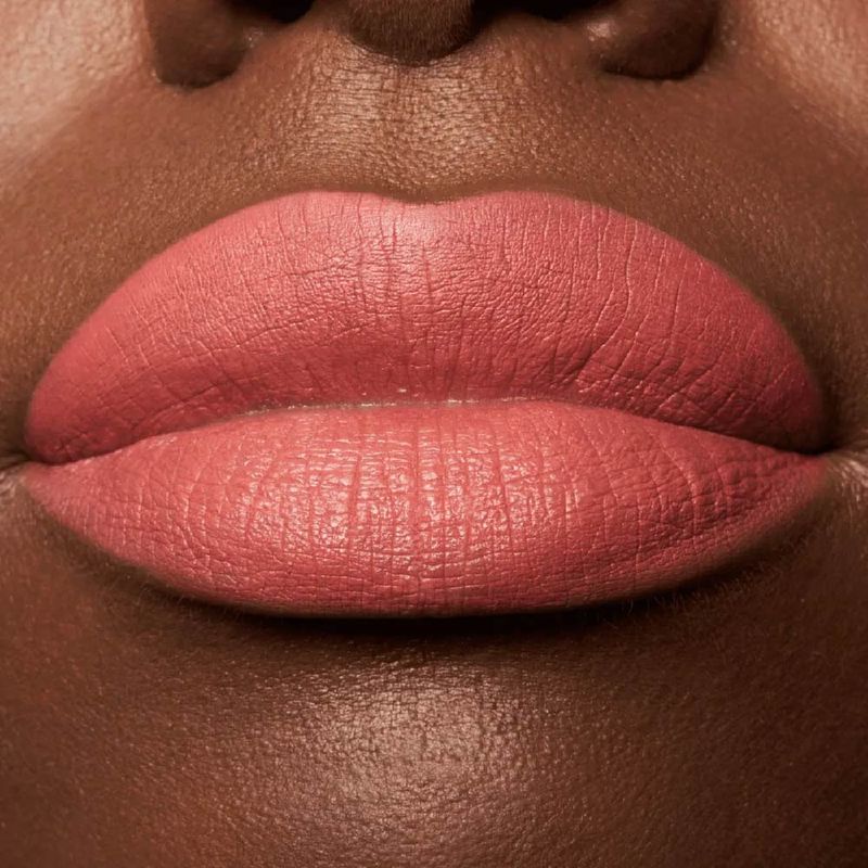 Delineador-de-Labios-Essence-8h-MATTE-comfort-perfilador-de-labios-15-0.3g