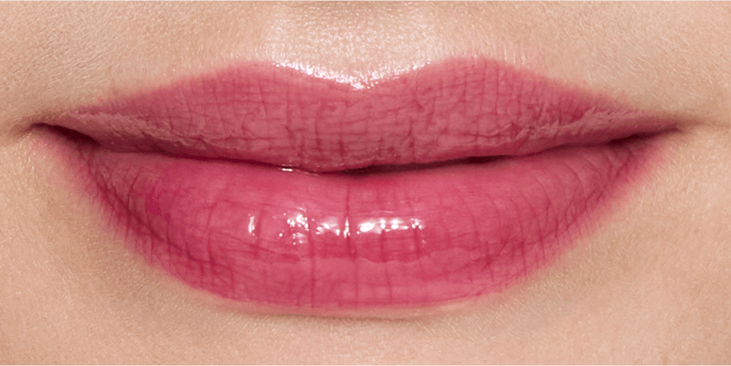-HQ-_GCL_BlueberryJelly_Lip-Application_250117