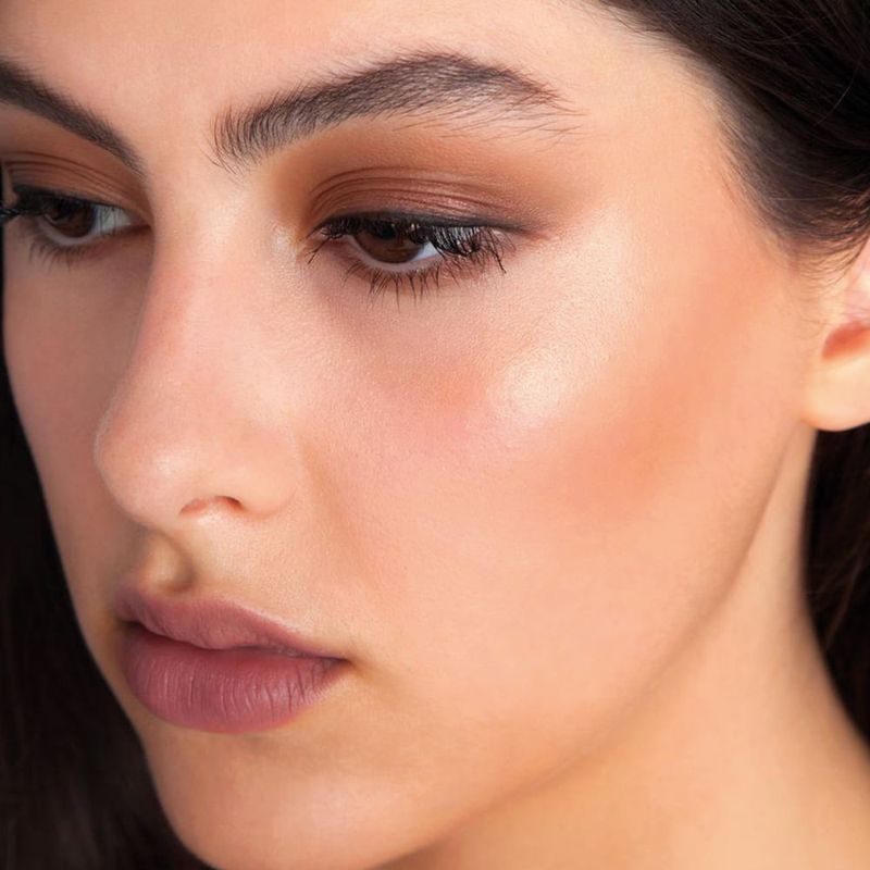 Iluminador Thebalm Bonnie Lou Manizer - Liquidación-1761841238124